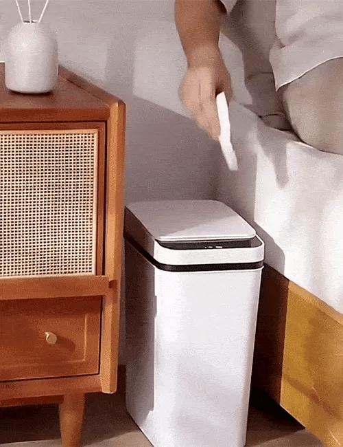 Touch-Free Smart Sensor Trash Can