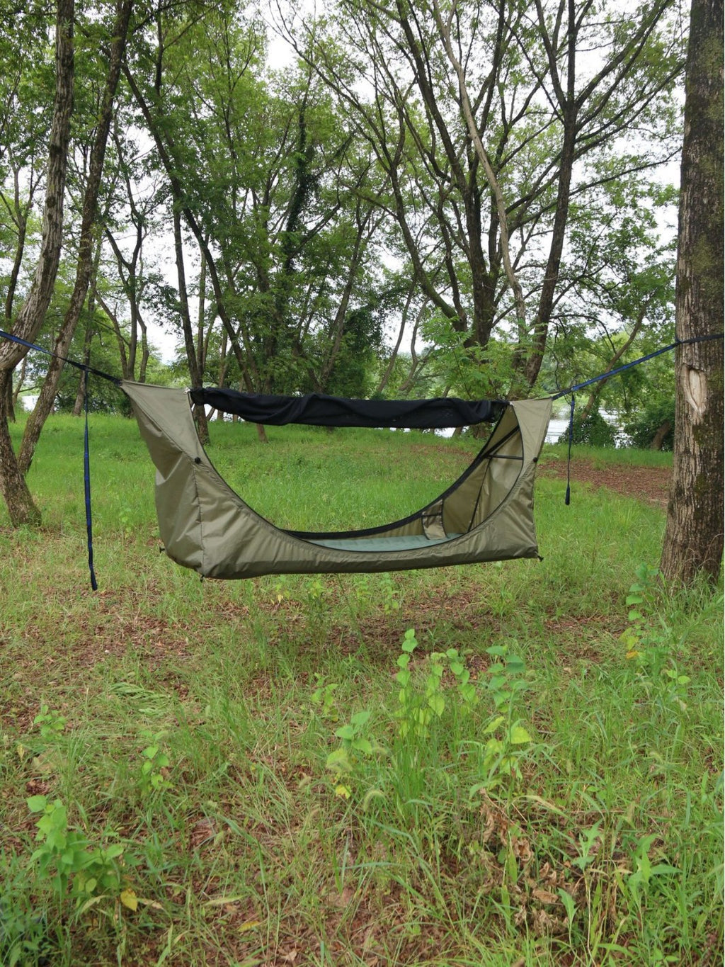 🔥⛺Outdoor Single-Person Flat-Fold Hammock Tent with Mosquito Net and Waterproof Outer Tent—for one person—ideal for backpacking, hiking, and camping—lightweight, comes with a sleeping pad